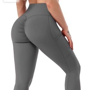Gray scrunched butt workout leggings